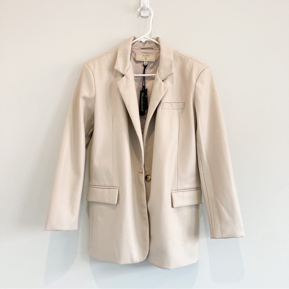 BLANKNYC Women’s Faux Leather Beige Blazer XS - Picture 5 of 9